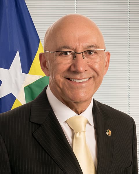 Confúcio Moura